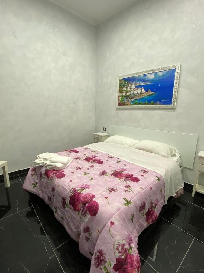 Savastano House Hotel Naples Exterior photo